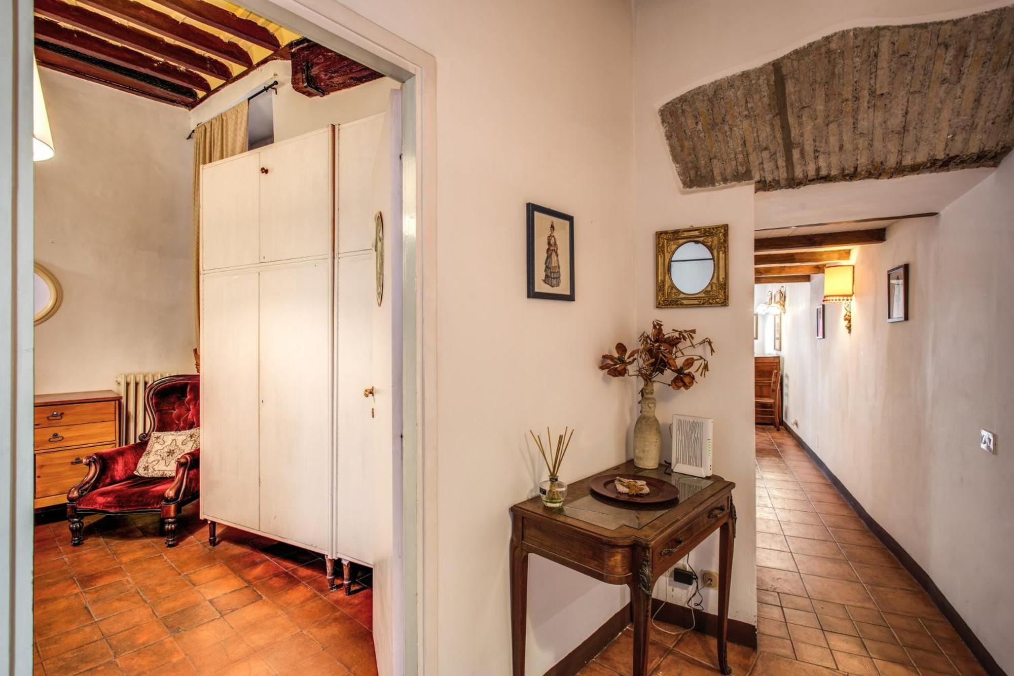 Home-in-rome Apartment