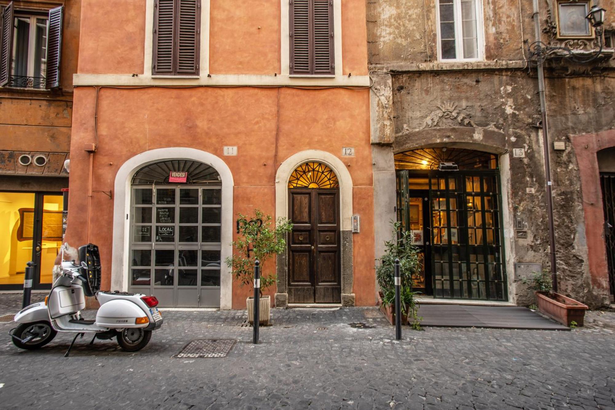 Home-in-rome